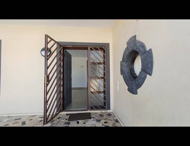 3 BEDROOM PROPERTY TO RENT IN OVERPORT